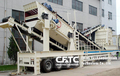 Mobile impact crusher